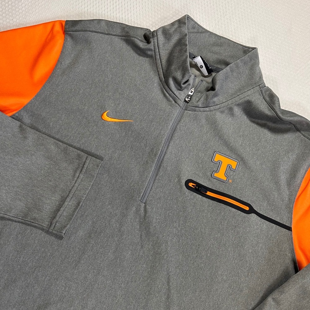 Nike Tennessee Volunteers Dri-FIT Quarter Zip Pullover Mens XL Gray 32866X-TN3